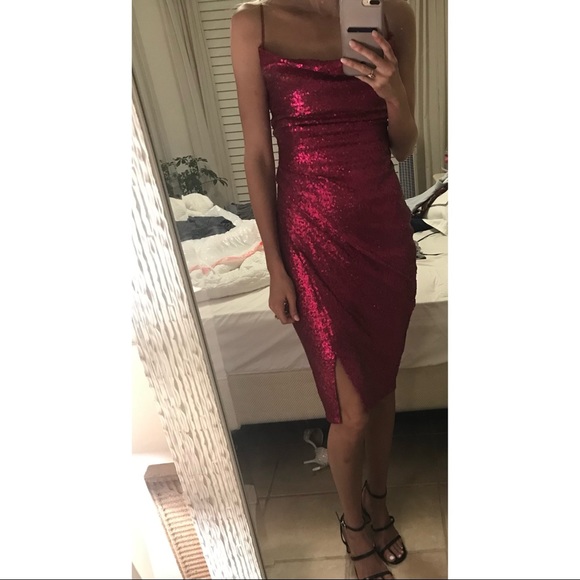 Hello Molly. Small. Perfect condition. - Picture 2 of 2